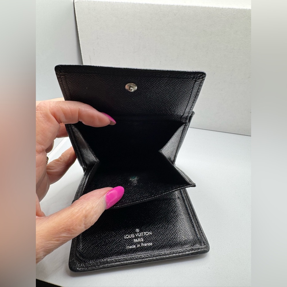 LOUIS VUITTON Black Taiga Porte Billets 3 Cartes Credit Wallet - Picture 11 of 16